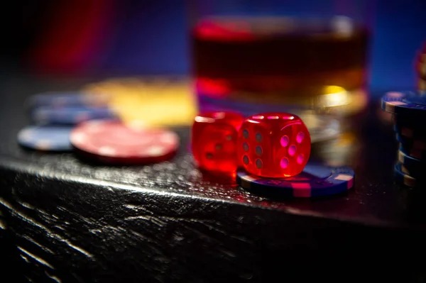 Live roulette table with croupier and multi-camera view on hantuslot login