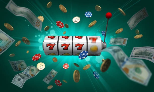 Roulette betting layout with inside and outside bet options